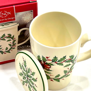 VINTAGE: Lenox Tall Wreath Mug with Lid - Holiday Mug - Christmas Mug - Chocolate, Coffee, Eggnog - SKU 24 25-D-00034976 