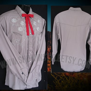 Vintage Western Retro Men's Cowboy and Rodeo Shirt by Rockmount, Gray with Embroidered White Flowers, Tag Size Large (see meas. photo) 