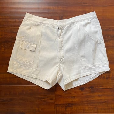 Vintage 1960’s White Cotton Men’s Shorts 