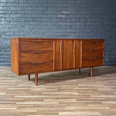 Mid-Century Modern Walnut Dresser w/ Cabinet Door, c.1960’s 