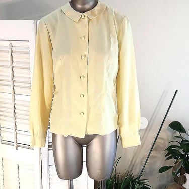 Vintage 50s/60s/ Blouse Pastel Palest Yellow / Peter Pan Collar / Cloth Covered Buttons / M 