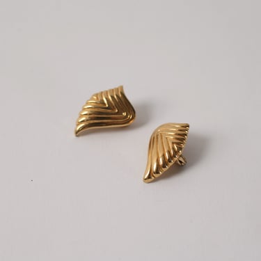 Vintage Monet Wing Clip Ons