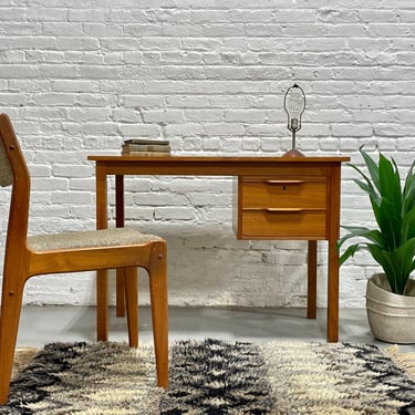 Apartment Sized Mid Century MODERN Teak DANISH DESK + Chair, c. 1960's 