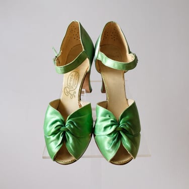 Vintage 1930's Green Chartreuse Slipper Satin Heels / Sz 6