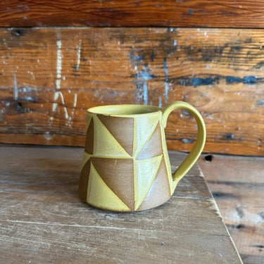 Mug - Yellow with Brown Triangles 