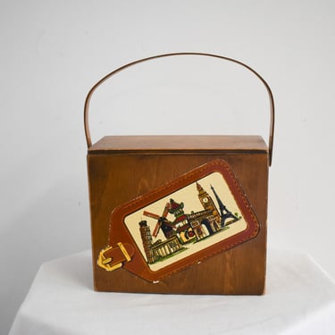 1970s Caro-Nan Luggage Tag Motif Wooden Box Purse 