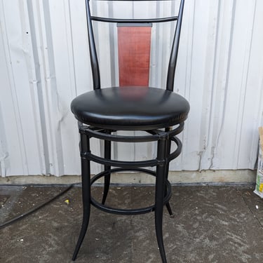 Cushy Barstool 18 x 17 x 41.5