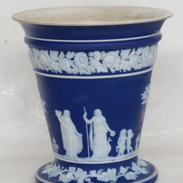 Wedgwood Blue Jasperware Grecian Women and Cherubs Planter Pot 2850B