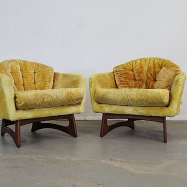 Pair of Mid Century Modern Barrel  Back Club Chairs by Adrian Pearsall for Craft Associates 