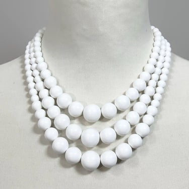 VINTAGE 50s White Graduated Beaded 3 Strand Necklace | 1950s Mid Century Jewelry Gumball Necklace | VFG 