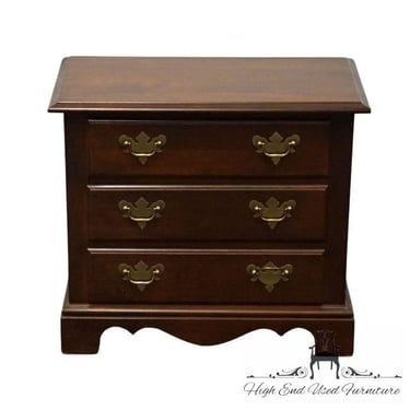 BROYHILL FURNITURE Solid Cherry Traditional Style 24