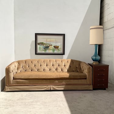 Windsor Tufted Velour Ton Couch