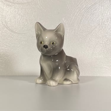 Antique Ceramic Grey Cat Planter 