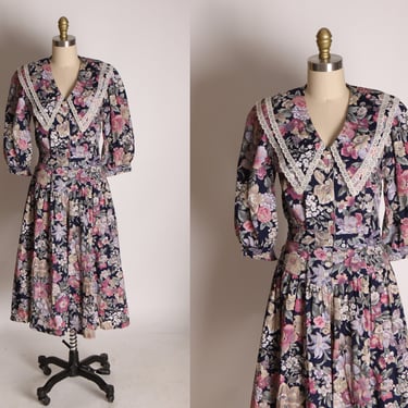 1970s 1980s Black, Pink, Tan and Purple Floral Flower Boho 3/4 Length Sleeve Pointed Lace Collar Prairie Cottagecore Dress -XS 