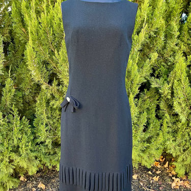 1970s R & K Black Wool Sleeveless Dress 