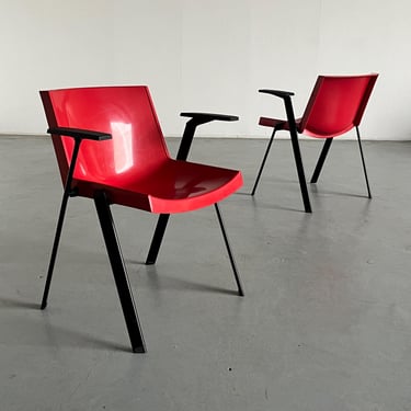 Vintage Postmodern Red Plurima Armchairs by Roberto Lucci & Paolo Orlandini for 'Coopsette', Red and Black Plastic, 1990s Italy 