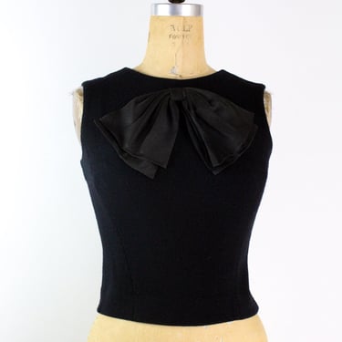 50s Black Bow Wool Cropped top / 1950s Black top / Vintage fitted Sleeveless top / Wool Top / Size S/M 