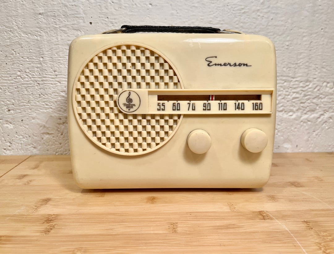 1950 Emerson Portable Radio, Elec Restored, AC or Battery Powered