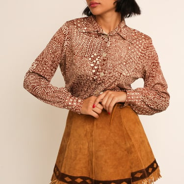 Vintage 1970s Brown Psychedelic Abstract Pattern Dagger Collar Button Up Long Sleeve Blouse 