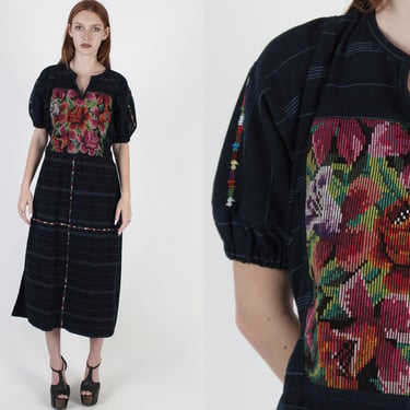 Heavily Embroidered Guatemalan Dress / Vintage 70s Blue Denim Mexican Dress / Bright Ethnic Embroidery / Puff Sleeve Midi Mini Dress 