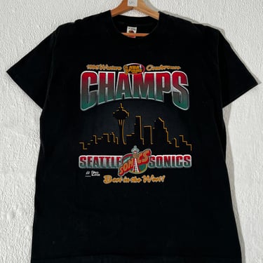 Vintage 1990’s Seattle Supersonics ProPlayer Skyline T-Shirt Sz. XL