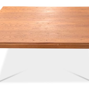 Dining Table w Two Hidden Leaves - 0125520