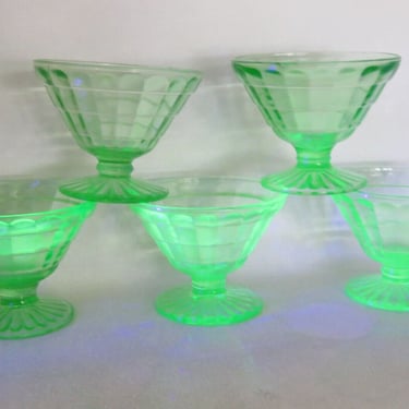 Vaseline Uranium Green Glass Set of 5 Dessert Ice Cream Cups 2656B