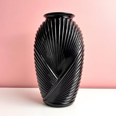 Wrapped Glass Art Deco Vase - Black 