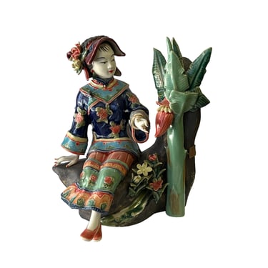 Oriental Porcelain Ancient Qing Style Dressing Banana Tree Lady Figure ws2648E 