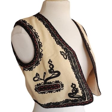 Vintage Romanian Vest Embroidered Wool Felt Folk Costume Traditional Dress 