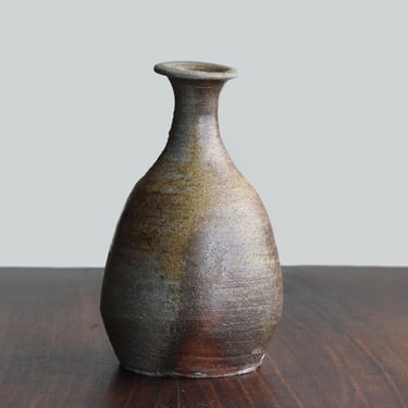 Sake Bottle | Bizen Pottery | Kinsen - Tokyo, Japan | ATTIC