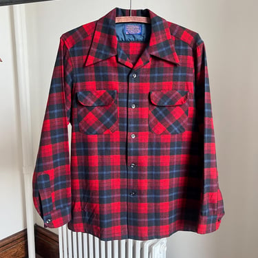 1960’s vintage Pendleton loop collar red and blue plaid flannel wool board shirt 