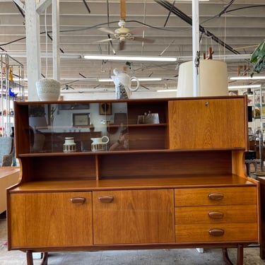 Mid Century Scandinavian Highboard/Cocktail Cabinet