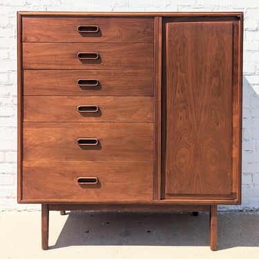 Mid Century Modern Walnut Cabinet by Jack Cartwright for Founders 