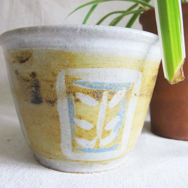 Vintage Studio Ceramic Flower Pot - Small 1970s Neutral Beige Yellow Indoor Planter Pot - Plant Lover Gift - Primitive Earthy Decor 
