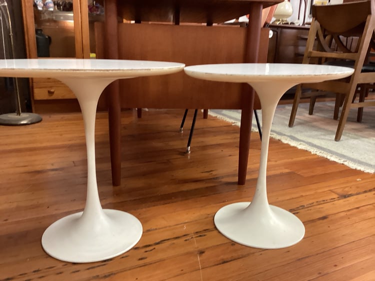 Pair of Knoll Style Side Tables