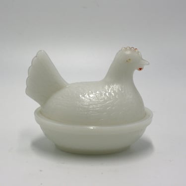 vintage milk glass nesting hen 