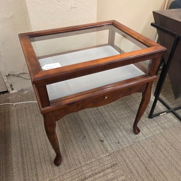 Queen Anne Shadow Box End Table
