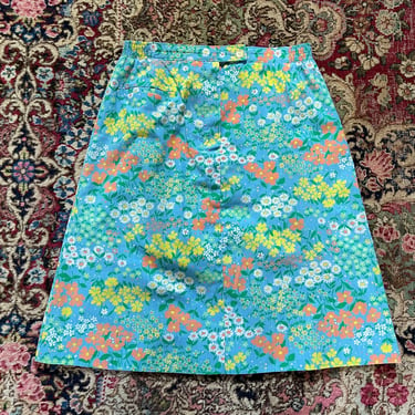 Vintage ‘70s - early ‘80s preppy floral A line skirt | Gordon of Philadelphia knee length colorful skirt, vintage prep, ladies S 