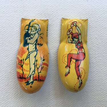 Circa 30's Harlequin Lady And Partying Flapper Woman Mini Clickers, T. Cohn, Tin Litho Clickers, Made In USA, New Years 