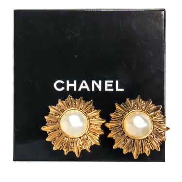 Chanel - Gold &amp; Pearl Sun Design Clip-On Earrings