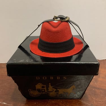 1940s Dobbs of 5th Avenue Salesman Sample Hat with Gift Box 