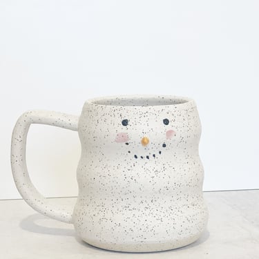 Snowman Mug with speckles left Hand 