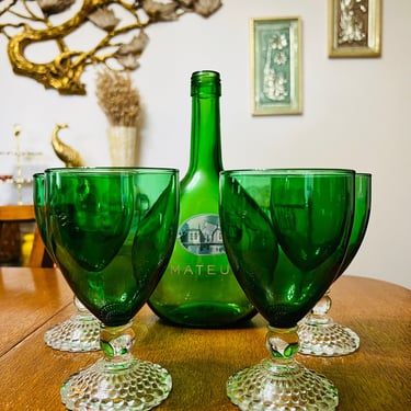 Mid Century Wine Glass Set with Bottle Green 
