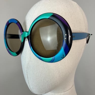 60s Emilio Pucci iconic round sunglasses with matching case 