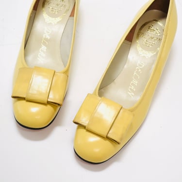 60s 70s Vintage Delman Pumps Flats Shoes size 8 1/2 AA Yellow Leather Vintage Pumps Low Heel Bow Flats 8 1/2 Narrow Wedding Flats Loafers 