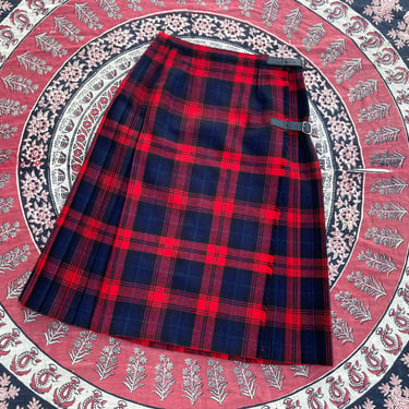 Vintage Archie Brown &amp; Son of Bermuda kilt, navy blue and red tartan wrap skirt, classic prep, ladies S 