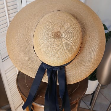 Vintage 30s/40s Neutral Straw Hat W/Black Ribbons 