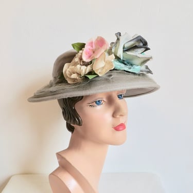 Vintage 1950's Gray Felt Brimmed Hat with Blue Pink Silk Roses Flowers Dogwoods Garden Flower Spring Rockabilly Garden Party 50's Millinery 