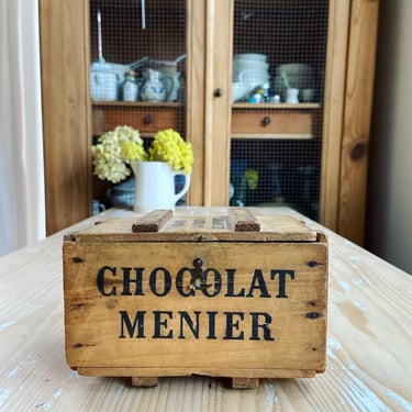 Beautiful rustic Vintage French chocolate menier music crate box 